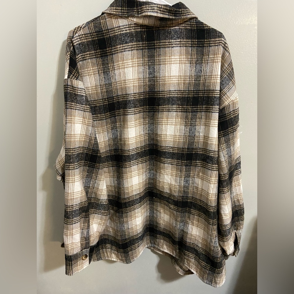 Flannel - Picture 4 of 4